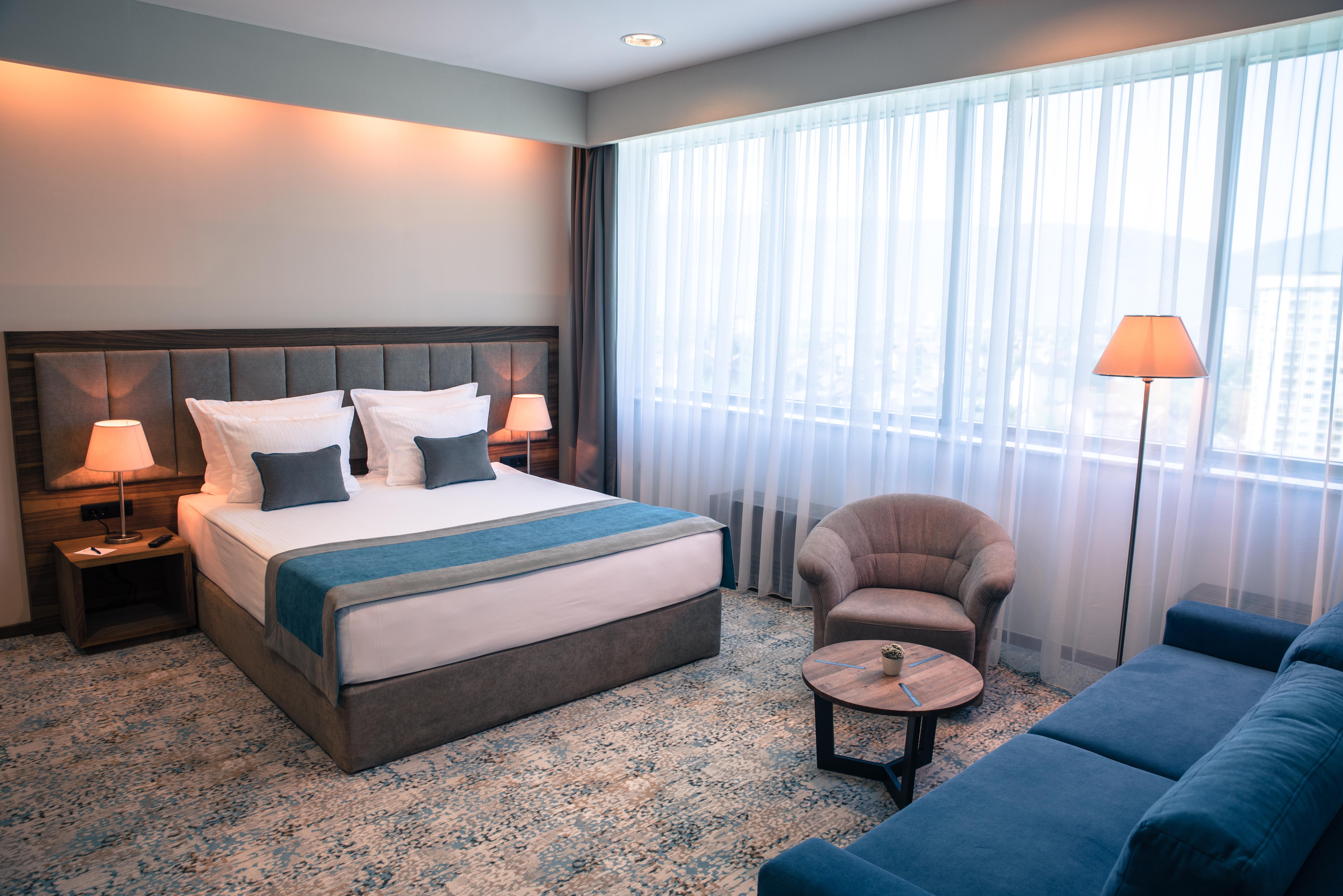 拉顿广场酒店 塞拉耶佛 外观 照片 A room at the hotel