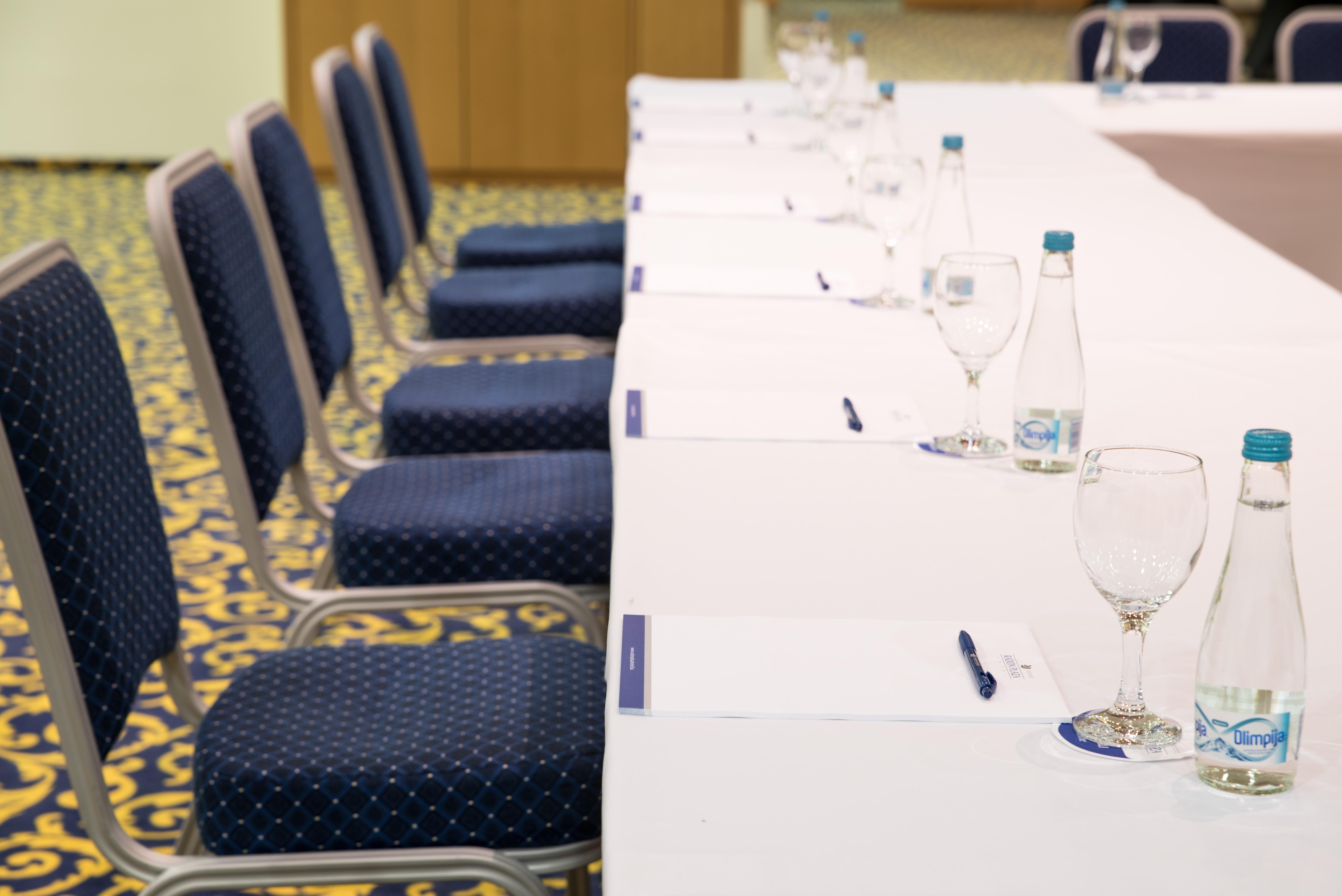 拉顿广场酒店 塞拉耶佛 外观 照片 Meeting room