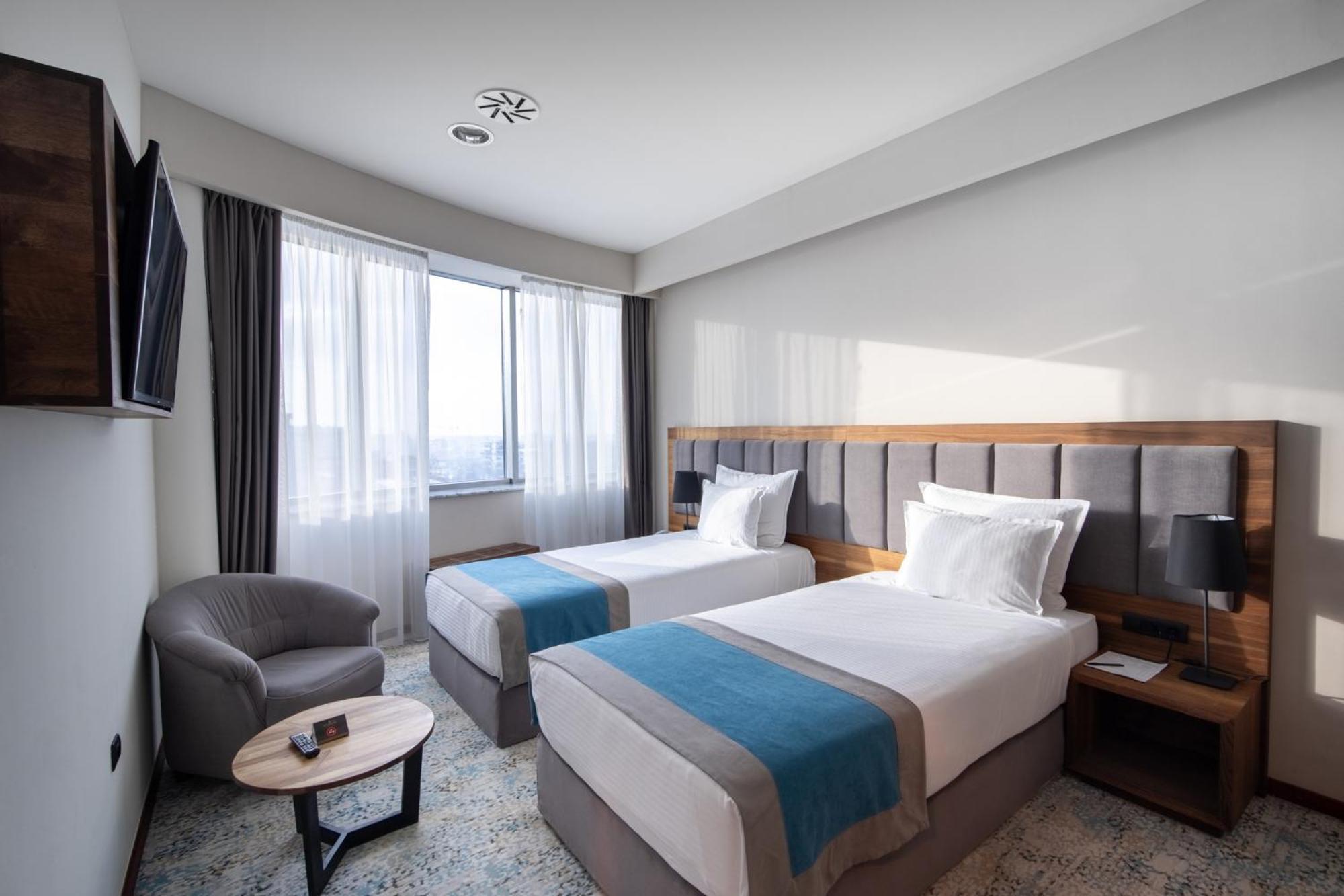拉顿广场酒店 塞拉耶佛 外观 照片 Standard room